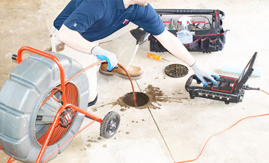 Công ty vệ sinh môi trường VIỆT IPHỐ - Dịch vụ thông tắc cống uy tín, chuyên nghiệp